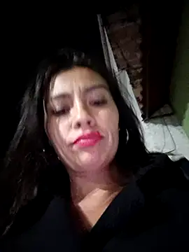 Snapshot of LIZ-06_ chatting on March 21, 2:07 am LIZ-06 online show from March 21, 2:07 am