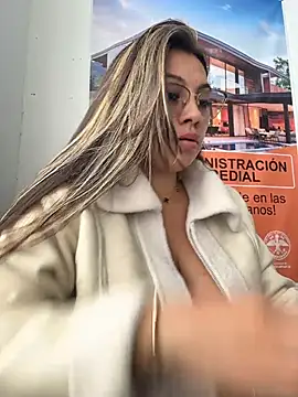 LIZ-06  online show from March 17, 3:48 pm