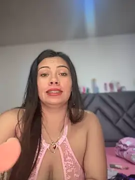 Snapshot of LIZ-06_ chatting on October 12, 6:31 pm LIZ-06 online show from October 12, 6:31 pm