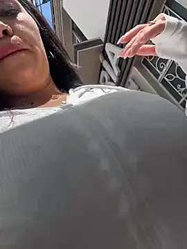 LIZ-06  online show from March 20, 3:13 pm