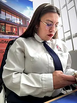 LIZ-06  online show from November 5, 1:47 pm