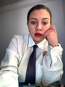Snapshot of LIZ-06_ chatting on October 15, 3:20 pm LIZ-06 online show from October 15, 3:20 pm