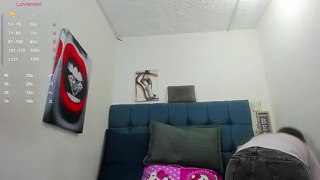 Snapshot of Hellen_starx chatting on November 14, 1:04 pm Hellen starx online show from November 14, 1:04 pm