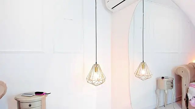 Snapshot of briannaduque chatting on March 14, 9:00 pm briannaduque online show from March 14, 9:00 pm