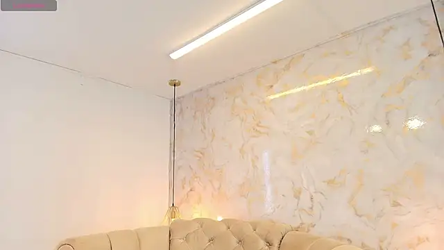 Snapshot of briannaduque chatting on September 23, 1:40 pm briannaduque online show from September 23, 1:40 pm