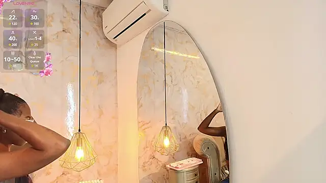 Snapshot of briannaduque chatting on September 16, 2:18 pm briannaduque online show from September 16, 2:18 pm