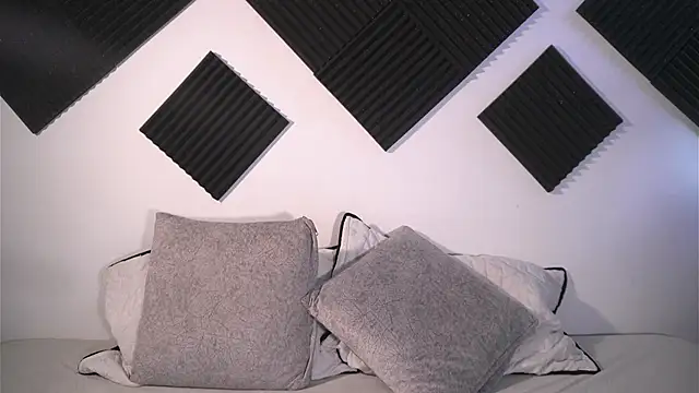 Ambeer Rousess online show from April 2, 10:38 pm