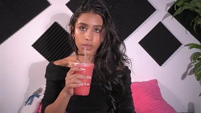 Ambeer Rousess online show from November 3, 11:52 pm