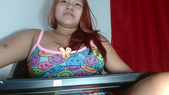 Snapshot of Talia_sweet25 chatting on January 23, 5:13 am Talia sweet25 online show from January 23, 5:13 am