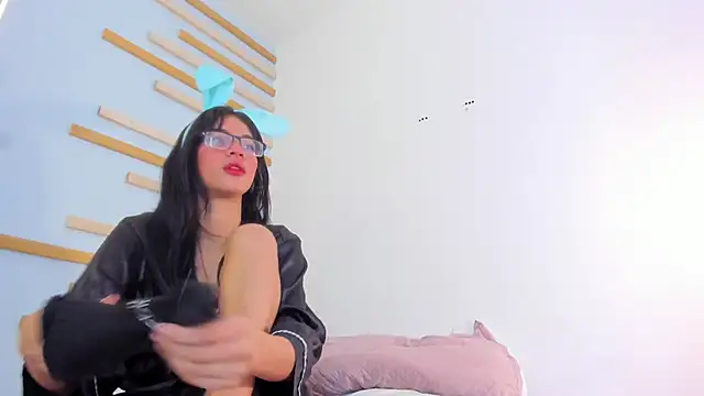 Snapshot of alisson-villalobos chatting on December 20, 2:48 pm alisson-villalobos online show from December 20, 2:48 pm