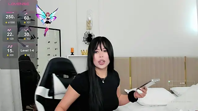 may mia online show from November 4, 3:21 am