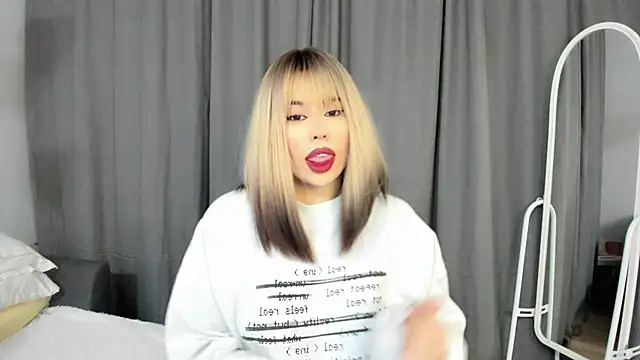 may mia online show from February 18, 10:25 pm