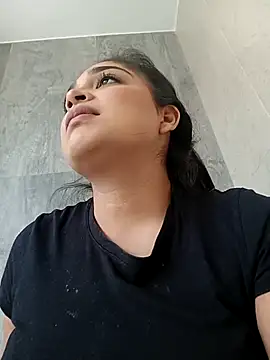 Snapshot of AdeleGray chatting on September 24, 12:22 pm AdeleGray online show from September 24, 12:22 pm