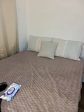 Snapshot of AdeleGray chatting on November 5, 9:34 am AdeleGray online show from November 5, 9:34 am