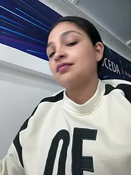 AdeleGray online show from February 4, 11:11 pm