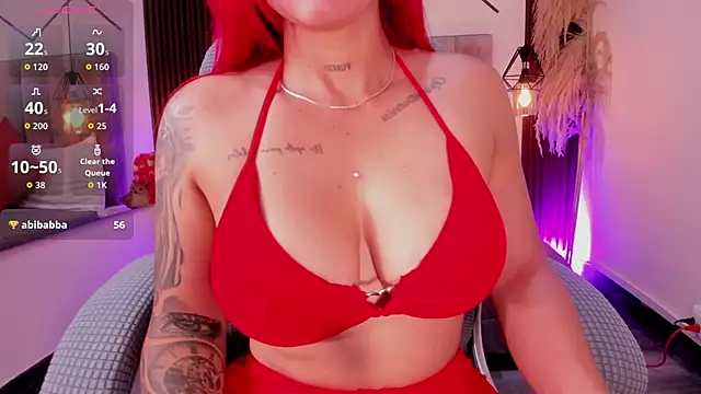 Snapshot of cami_rouxxx_ chatting on May 23, 10:42 pm cami rouxxx online show from May 23, 10:42 pm