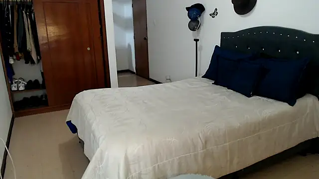 Atenea lens052 online show from October 6, 11:27 pm