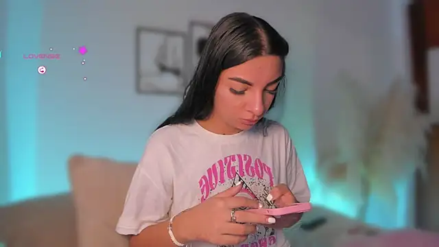 777AylinZ online show from April 22, 12:34 pm