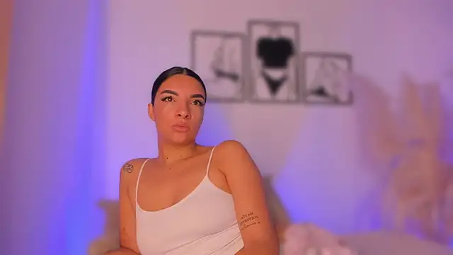 777AylinZ online show from April 14, 11:59 am