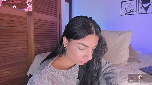 777AylinZ online show from October 15, 11:18 am