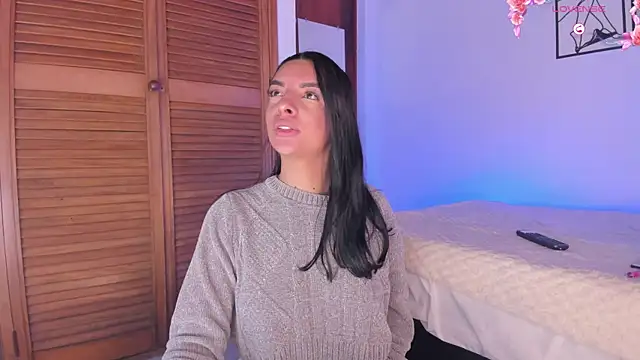 777AylinZ online show from October 9, 11:11 am