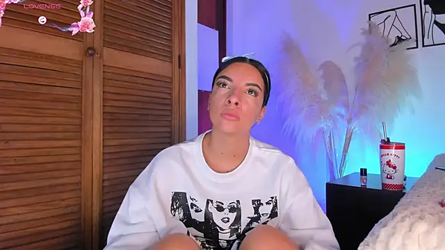 777AylinZ online show from October 1, 11:03 am