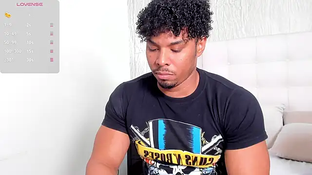 Snapshot of Jacub_Micke1 chatting on May 13, 1:45 am Jacub Micke1 online show from May 13, 1:45 am