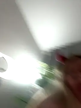 Snapshot of CaseyCumFace chatting on October 31, 9:54 pm CaseyCumFace online show from October 31, 9:54 pm