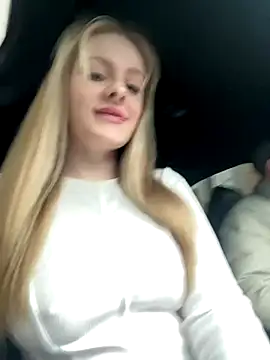 Snapshot of CaseyCumFace chatting on November 4, 5:22 am CaseyCumFace online show from November 4, 5:22 am