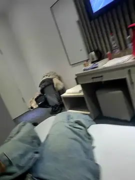 flaviusfcfa2002 online show from February 16, 3:58 am