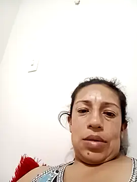 yaz guzman online show from February 1, 11:21 am
