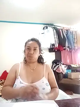 yaz guzman online show from March 12, 1:04 pm