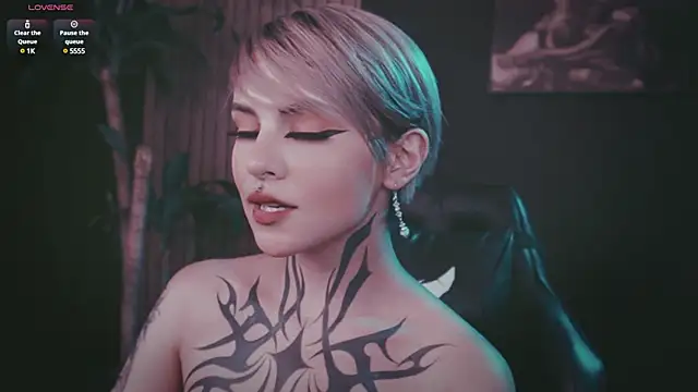 Trinity   s online show from February 7, 4:37 am