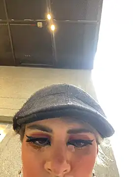 Trinity   s online show from January 27, 6:41 pm