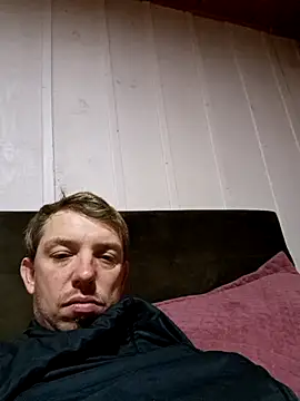 Snapshot of BimodalMood chatting on May 31, 1:22 am BimodalMood online show from May 31, 1:22 am