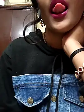 Snapshot of BabySlimmy10 chatting on February 20, 8:47 pm BabySlimmy10 online show from February 20, 8:47 pm