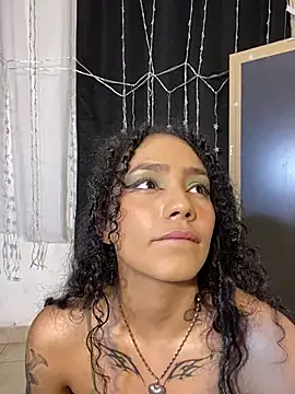 Snapshot of Dakota_M1 chatting on March 19, 3:20 am Dakota M1 online show from March 19, 3:20 am