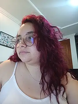 CURVY-HORNY online show from May 19, 1:56 am
