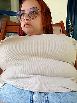 CURVY-HORNY online show from September 10, 7:24 pm