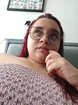 CURVY-HORNY online show from May 29, 9:21 pm