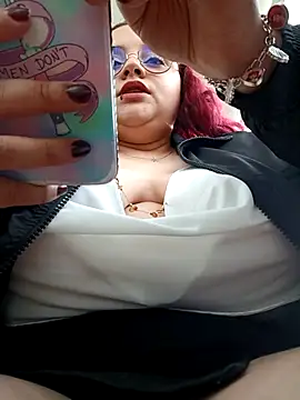 CURVY-HORNY online show from April 22, 9:43 pm