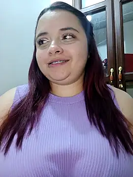 CURVY-HORNY online show from May 10, 11:17 pm