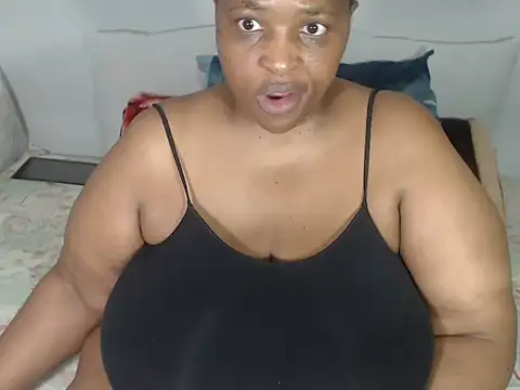 Snapshot of BootyDiva5 chatting on March 11, 3:14 am BootyDiva5 online show from March 11, 3:14 am