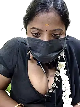 Snapshot of sheela28 chatting on December 7, 6:10 pm sheela28 online show from December 7, 6:10 pm