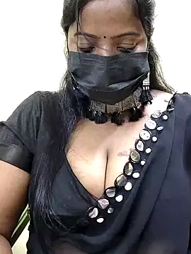 Snapshot of sheela28 chatting on December 7, 3:03 pm sheela28 online show from December 7, 3:03 pm