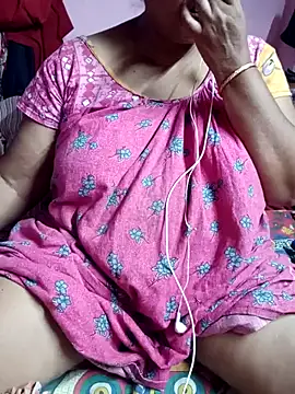 Snapshot of Hotty-rumi chatting on November 3, 4:43 pm Hotty-rumi online show from November 3, 4:43 pm