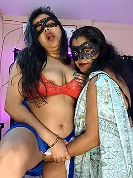 hottbabycam online show from July 18, 2:58 pm