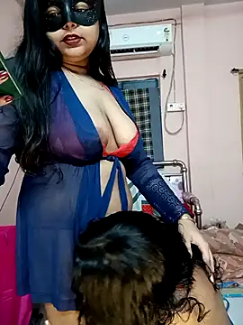 hottbabycam online show from May 8, 3:16 pm