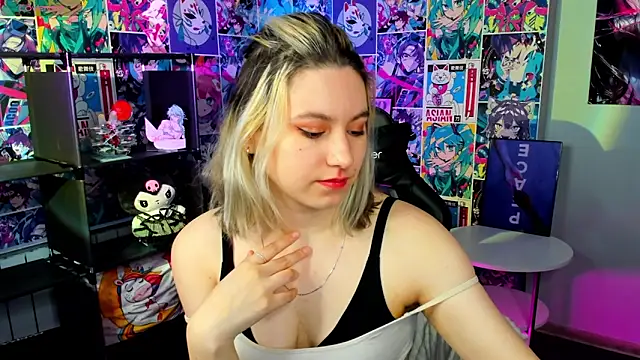 Snapshot of Bonni_Meiz chatting on March 8, 2:55 am Bonni Meiz online show from March 8, 2:55 am