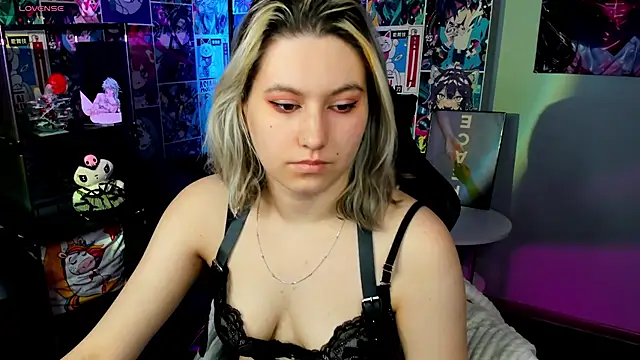 Snapshot of Bonni_Meiz chatting on March 9, 3:22 am Bonni Meiz online show from March 9, 3:22 am